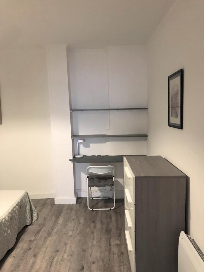 Appartement Climatise Barjac Centre Ville Extérieur photo